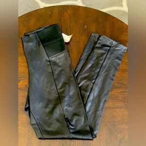 New black leggings